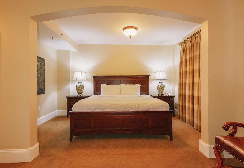 Classic King Guest Room