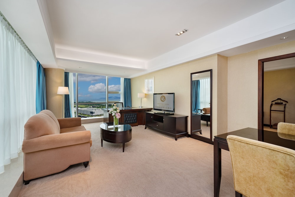 Suite Room, Bay View - Photo 1