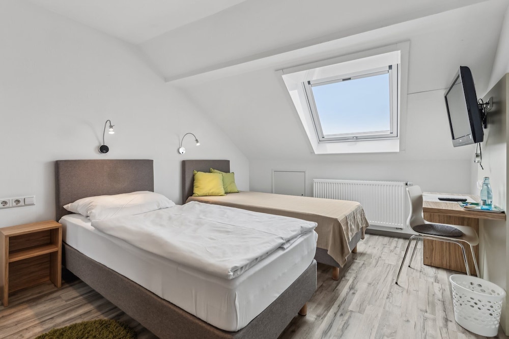 Classic Quadruple Room