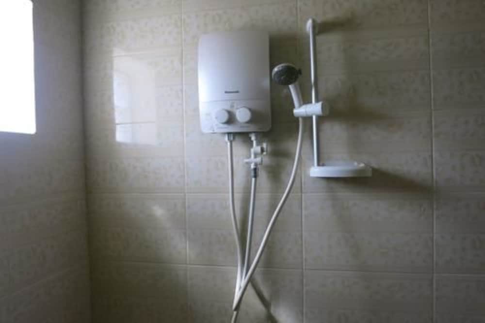 Standard Shared Dormitory, Women only