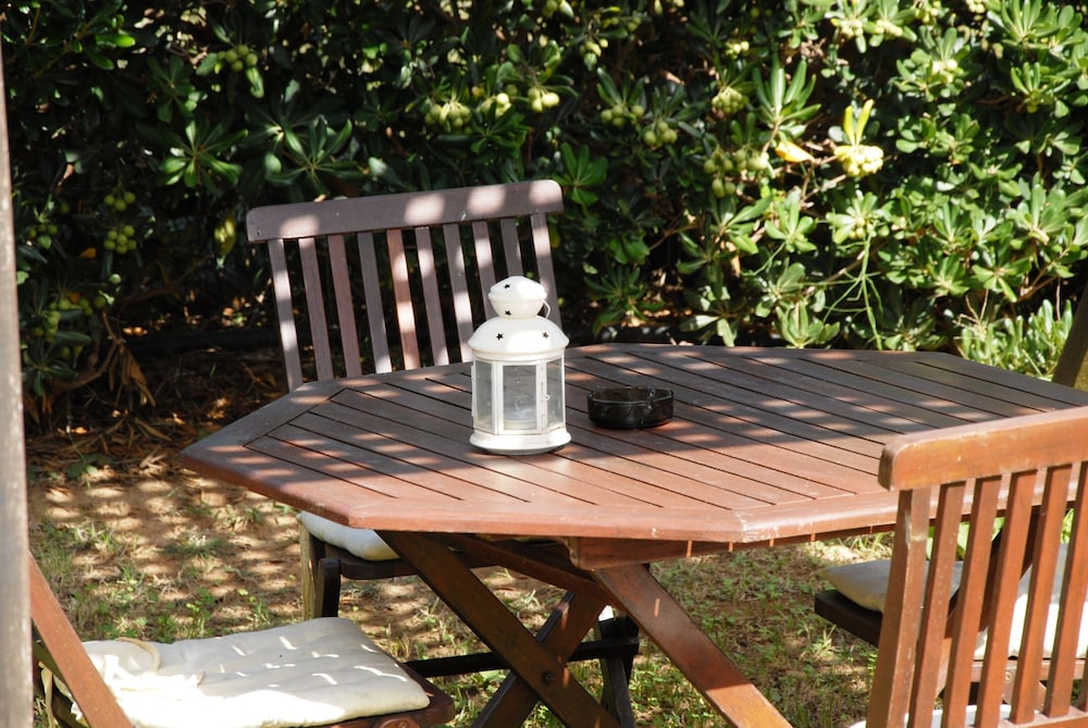 Family Apartment, Garden View, Courtyard Area photo 3