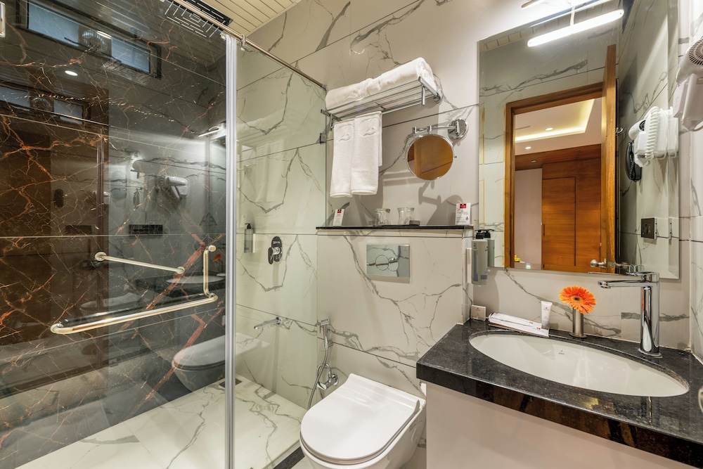 Deluxe Room, City View photo 3