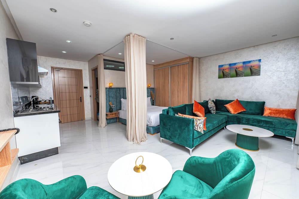 Comfort Suite, Balcony photo 2