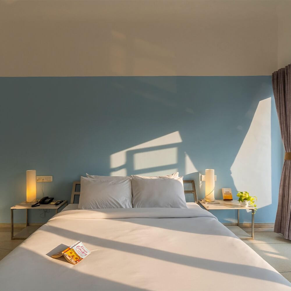 Superior Room with Balcony - Photo 2
