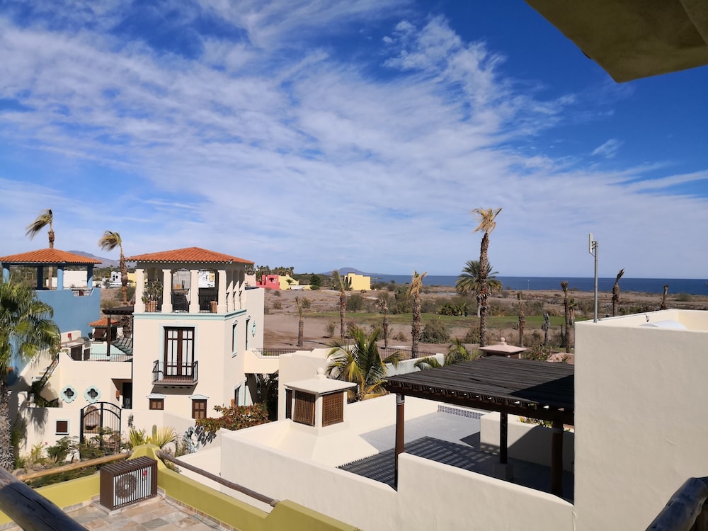 Family Villa, 2 Bedrooms, Non Smoking, Golf View photo 3