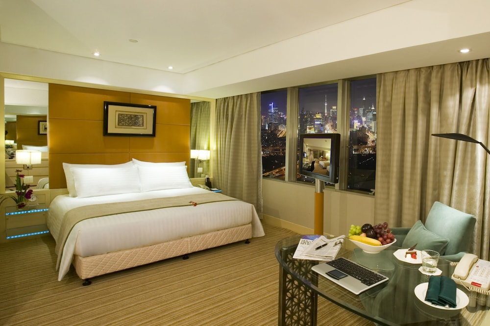 Villar Executive City-view Room - Photo 2