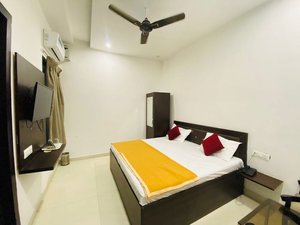 Non-AC Room photo 2