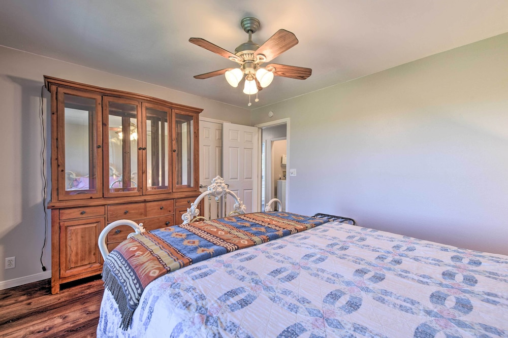 House (6 Bedrooms) photo 2