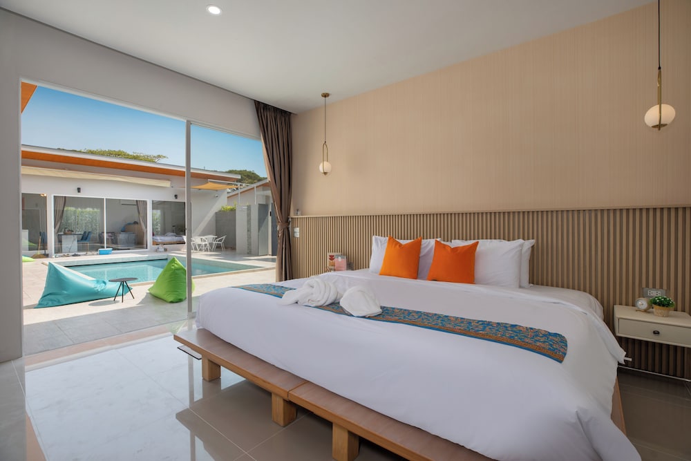 Four bedroom villa with private pool