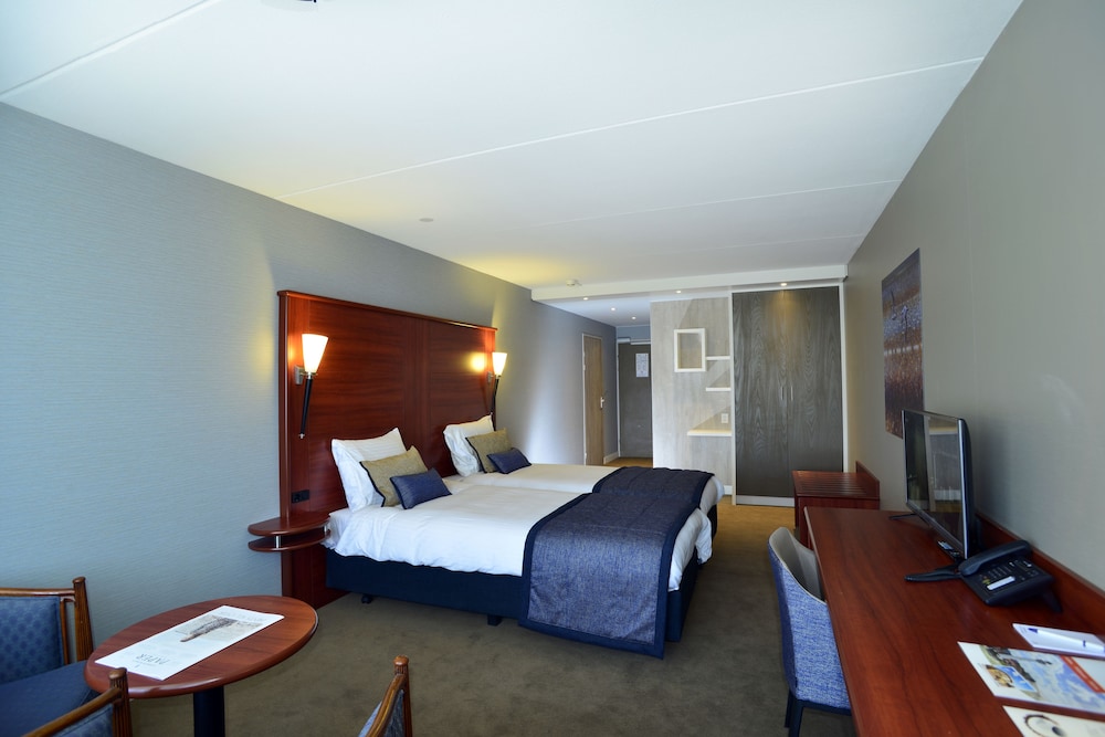Standard Twin Room photo 2