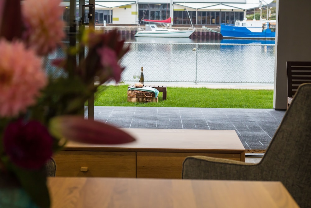Executive Apartment, 2 Bedrooms, Accessible, River View, photo 6