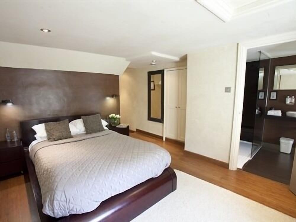 Superior Double Room, Ensuite photo 2