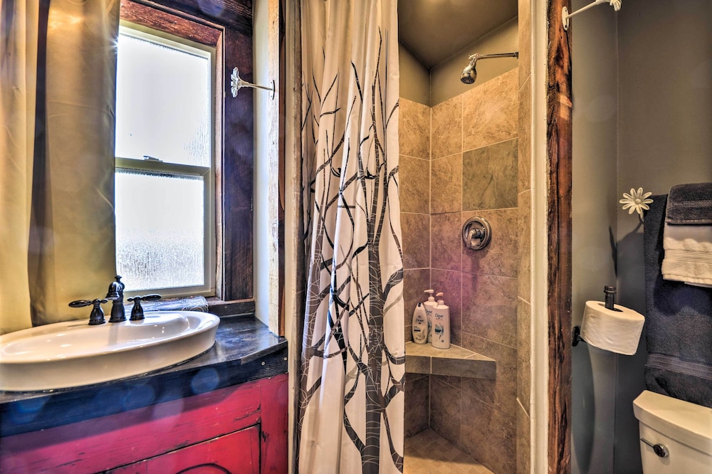 House (2 Bedrooms) photo 2