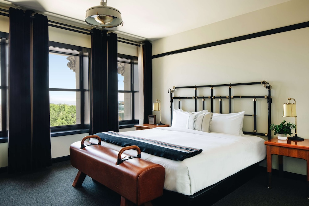 Room, 1 King Bed, Park View (Millennium) - Photo 2