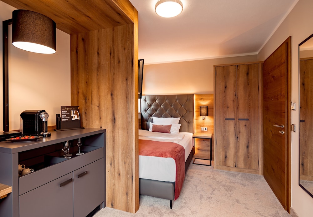 Classic Single Room, Courtyard View