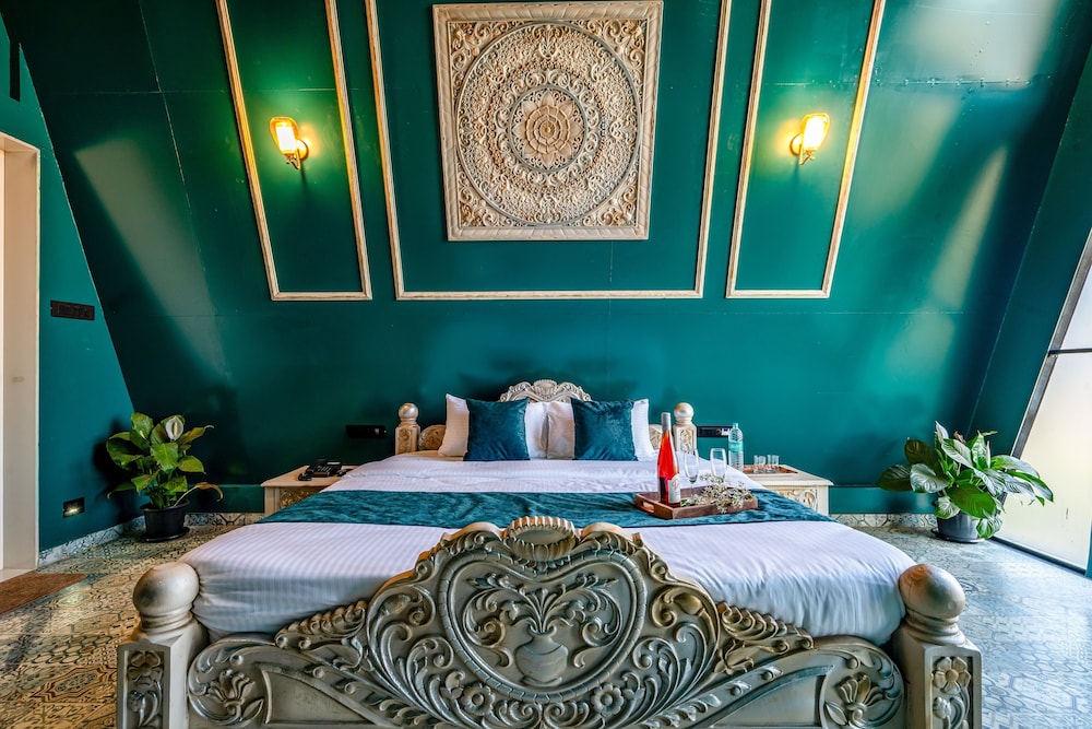 Executive Room - Photo 25