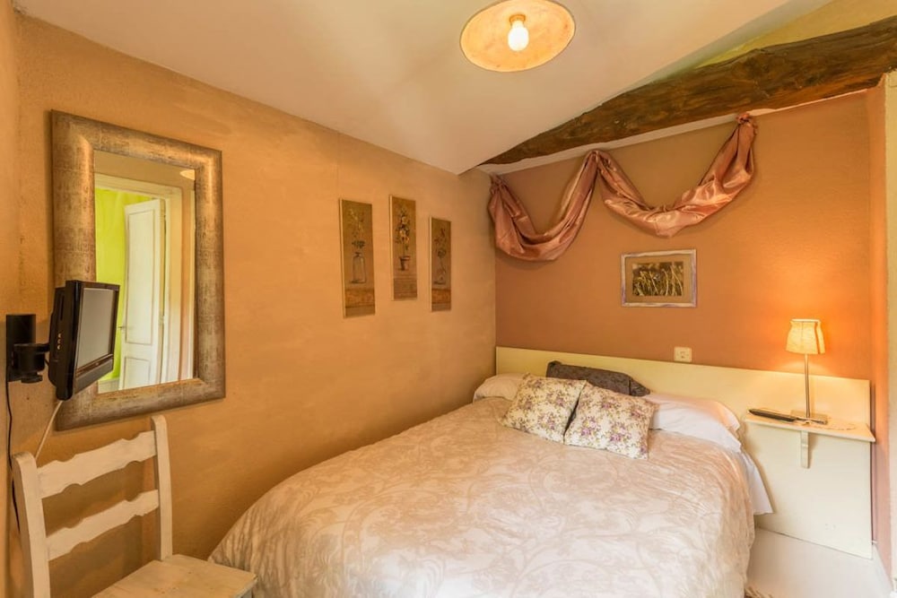 Double or Twin Room photo 3