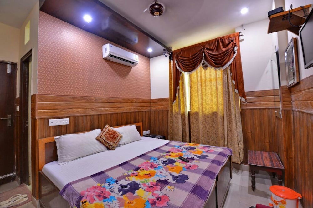 Deluxe Room, 2 Double Beds, Private Bathroom photo 2