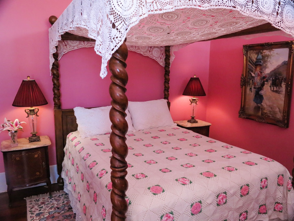 Junior Room