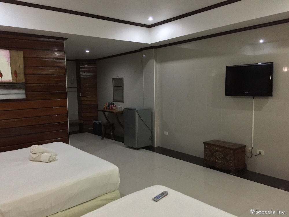 Executive Family Room photo 3