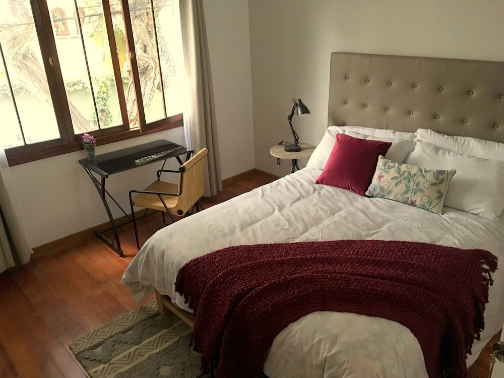 Superior Double Room, 1 Queen Bed, Non Smoking, Private Bathroom