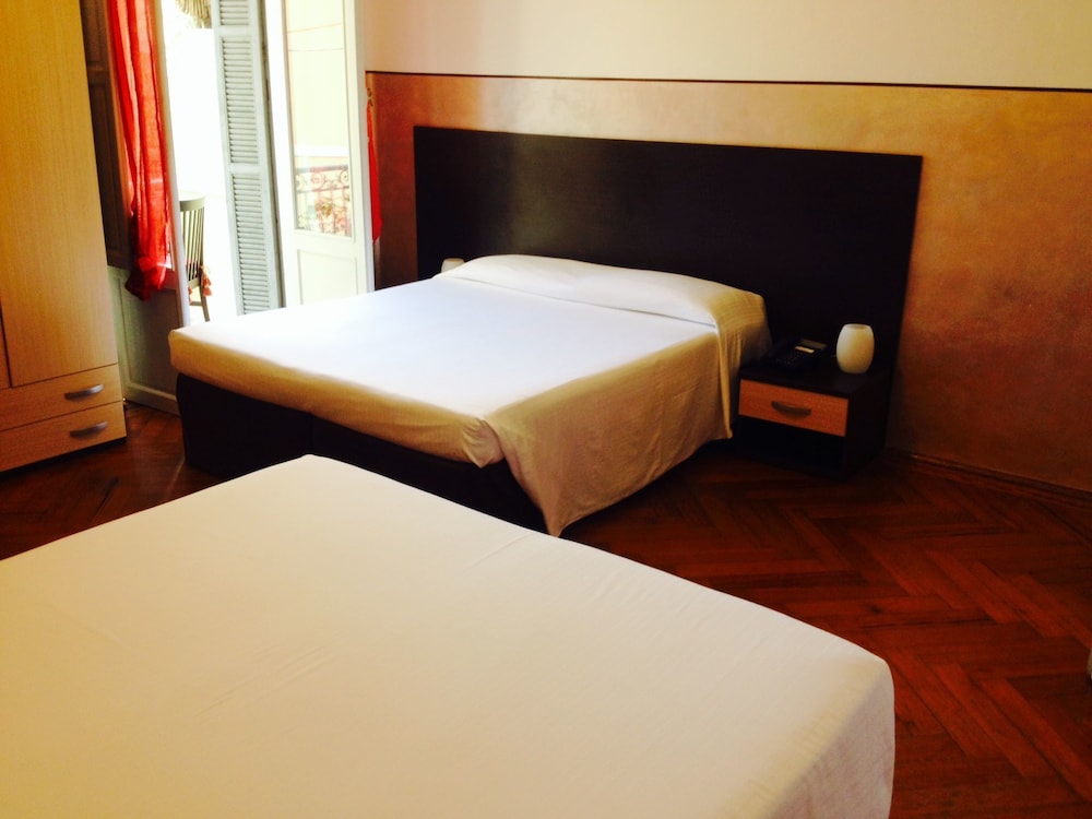 Quadruple Room photo 2