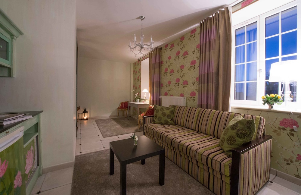 Apartment (Emotion) photo 2