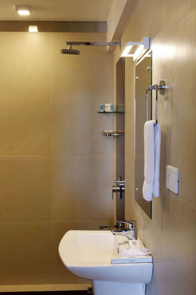 Standard Apartment, 3 Bedrooms photo 2
