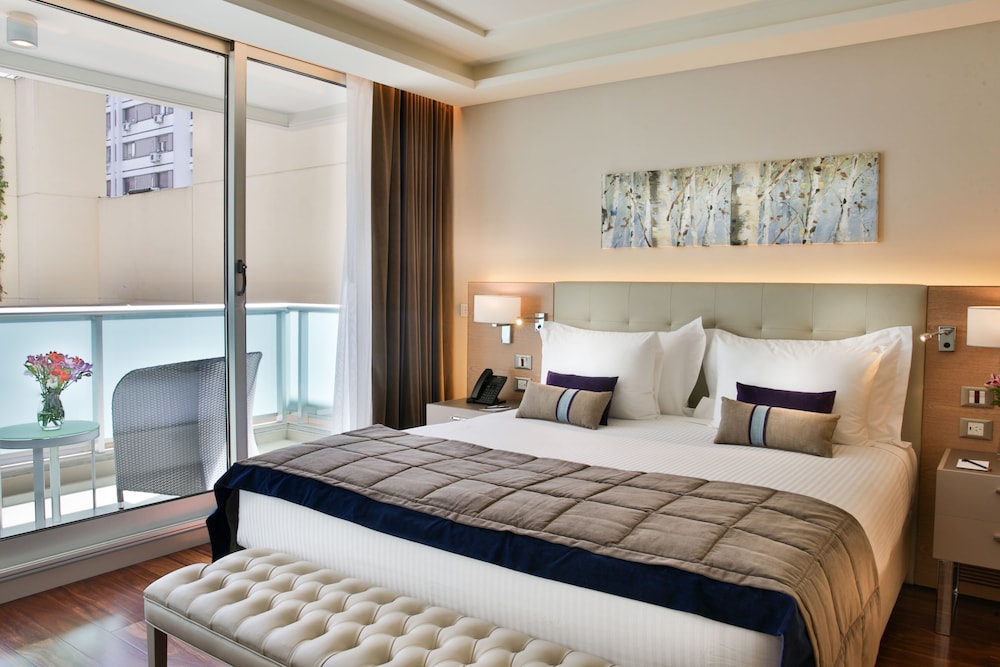 Deluxe Room, 1 King Bed, Balcony