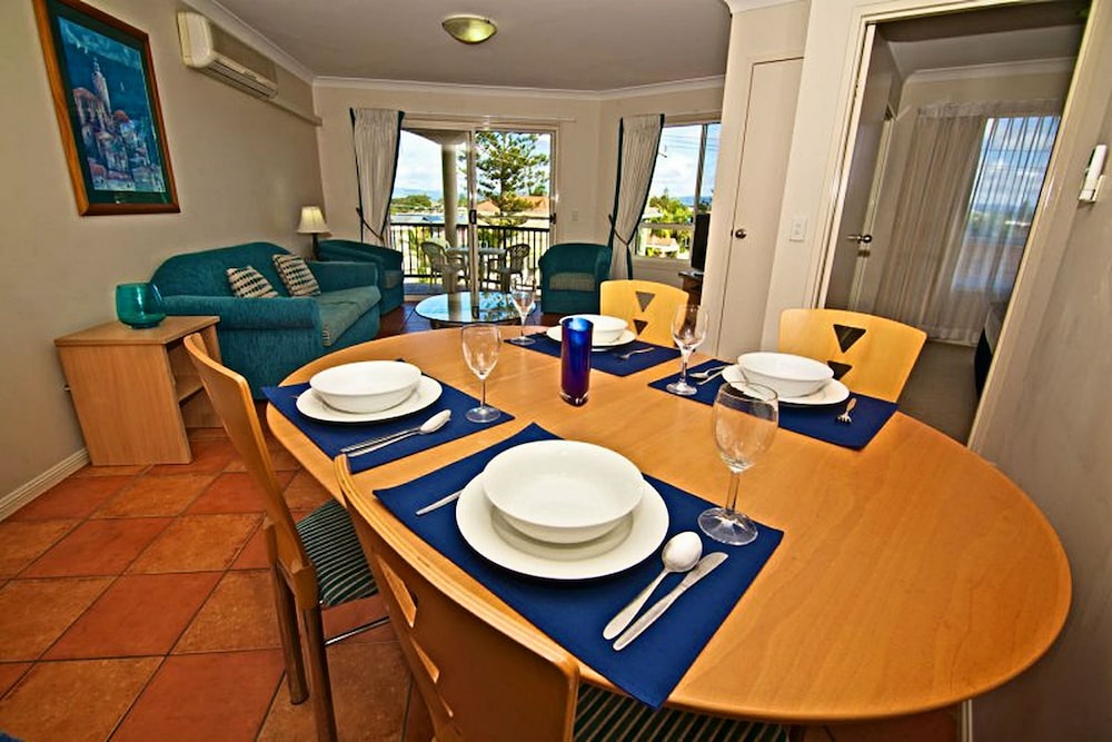 Standard Apartment, 2 Bedrooms, Kitchen (3 Night Min) photo 2