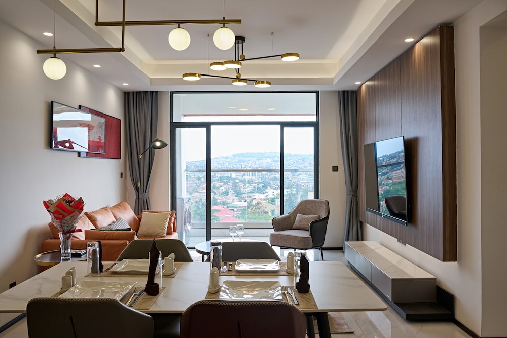 Superior Apartment, 3 Bedrooms, Balcony, City View
