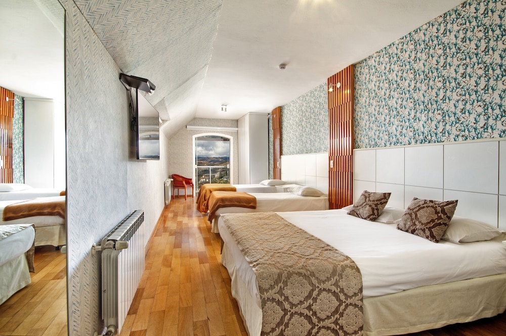 Quadruple Room with Private Pool