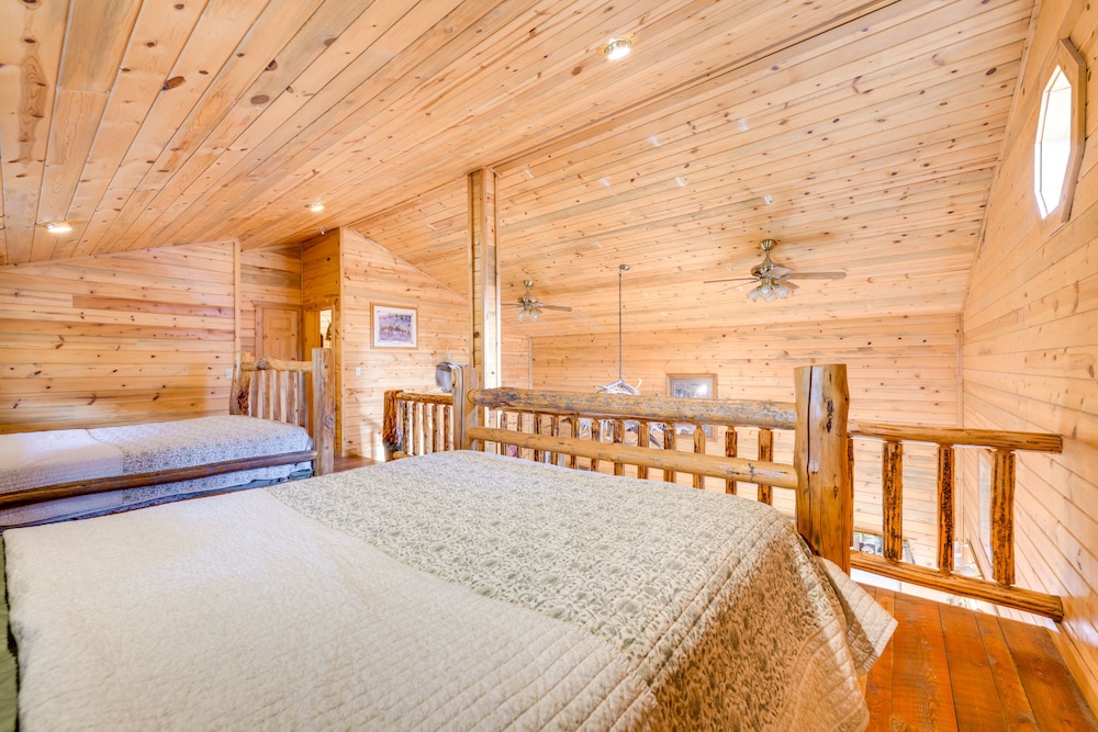 House (2 Bedrooms) photo 1