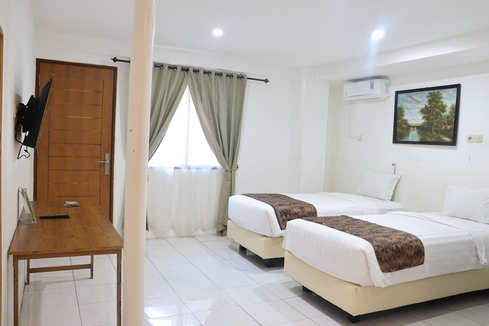Premium Double or Twin Room photo 3