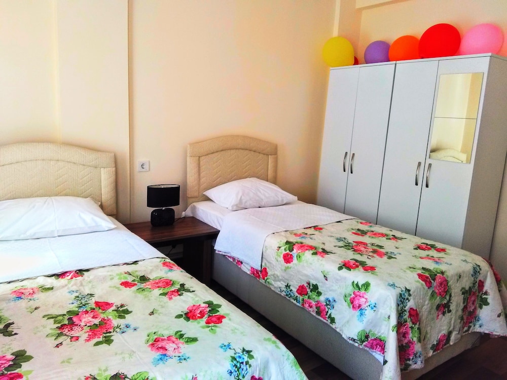 Classic Triple Room photo 1
