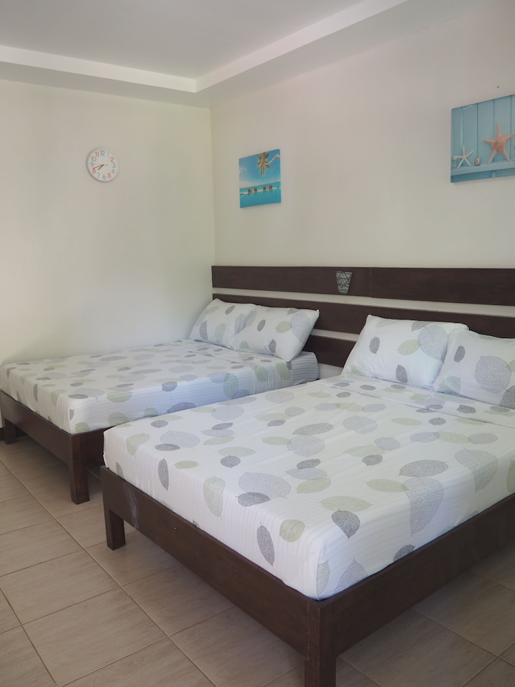 Superior Room, 2 Double Beds, Resort View photo 2