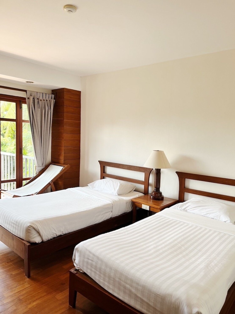 Standard Twin Room, River View - Photo 3