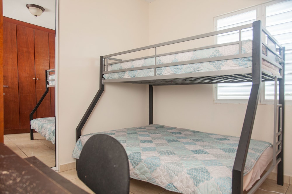 House, 3 Bedrooms photo 2