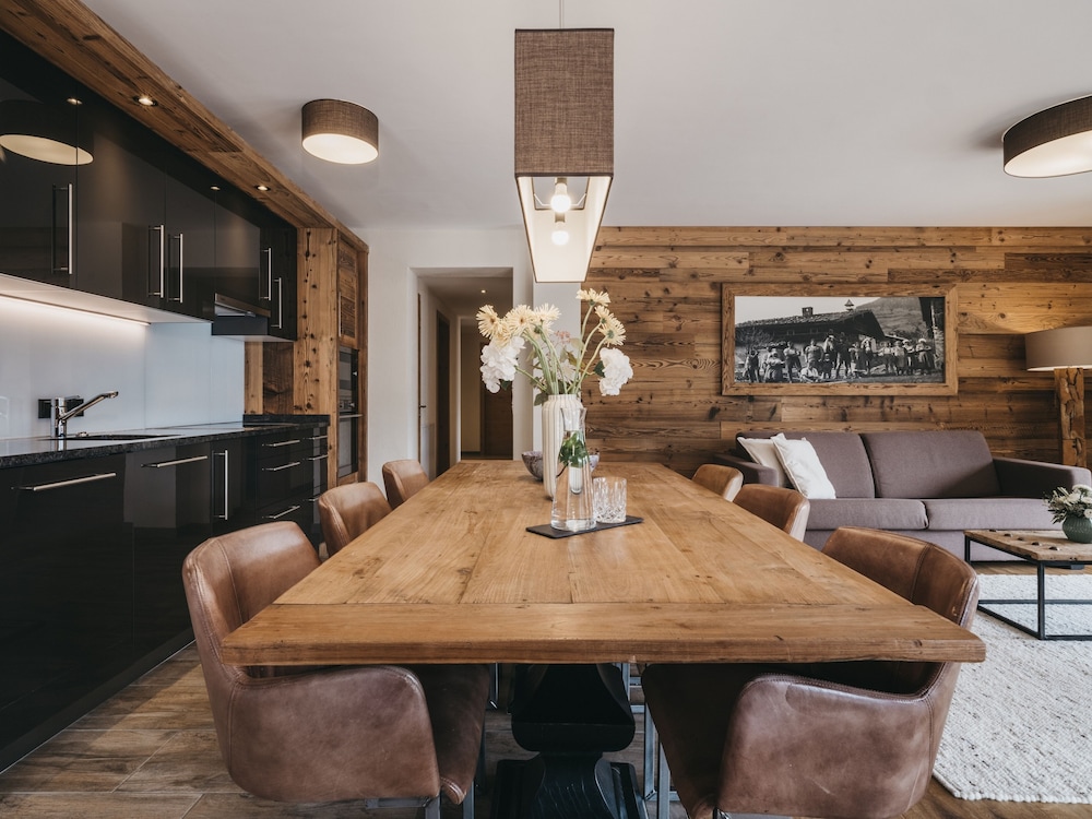 Vier Zimmer Apartment Standard photo 1