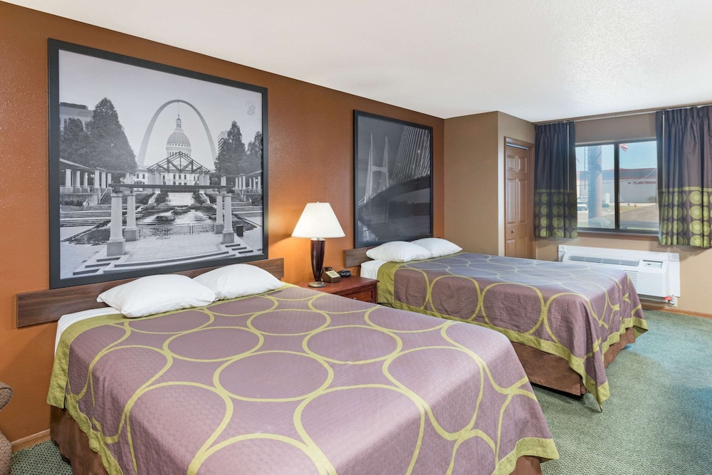Standard Room, 2 Queen Beds - Photo 4