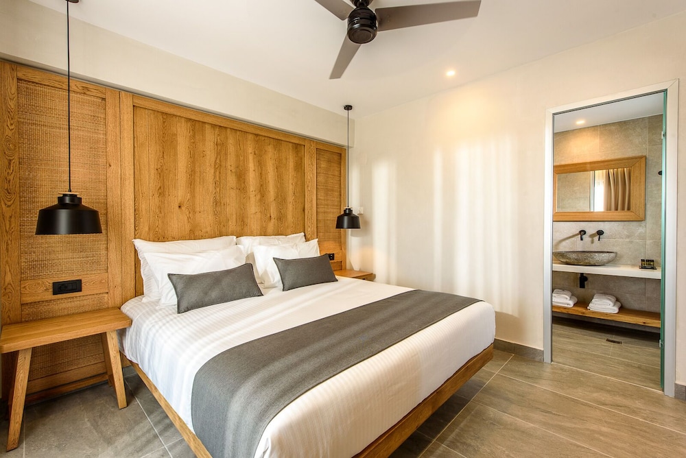 Junior Suite, Multiple Beds, Non Smoking