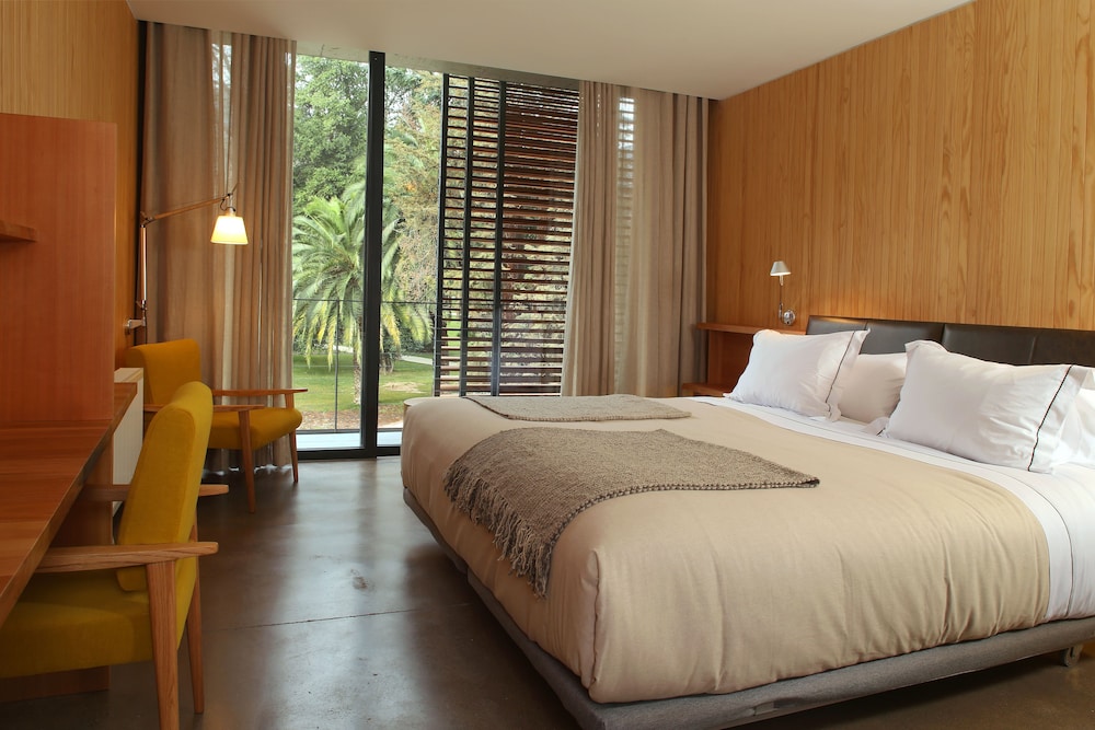 Superior Double or Twin Room, Park View photo 2