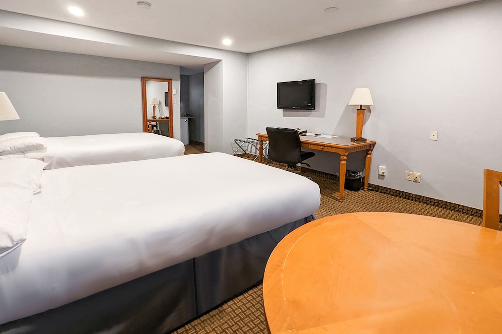 Room With 2 Double Beds