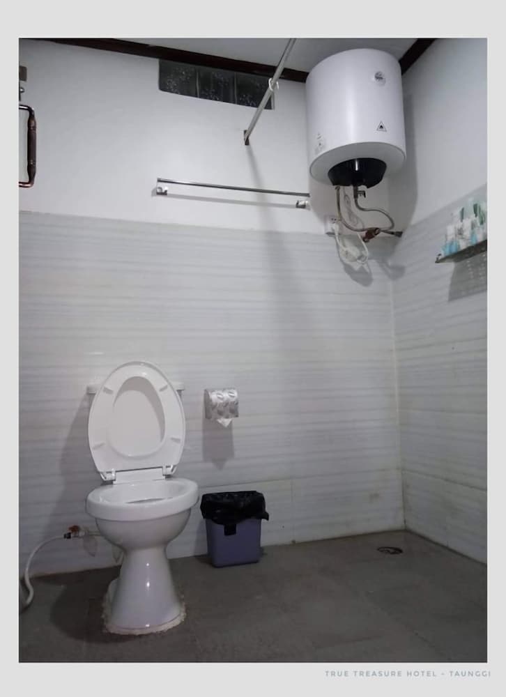 Superior Quadruple Room, Non Smoking photo 2