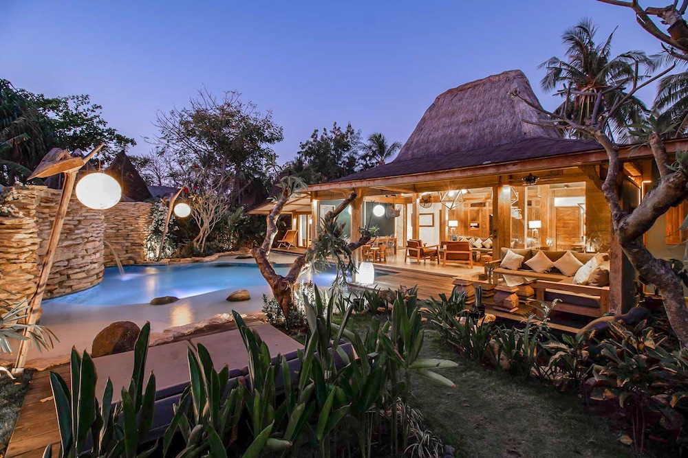 3 Bedroom Villa with Private Pool (Oscar) photo 2