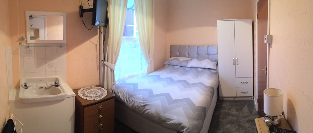 Standard Double Room, Ensuite (Room 1)