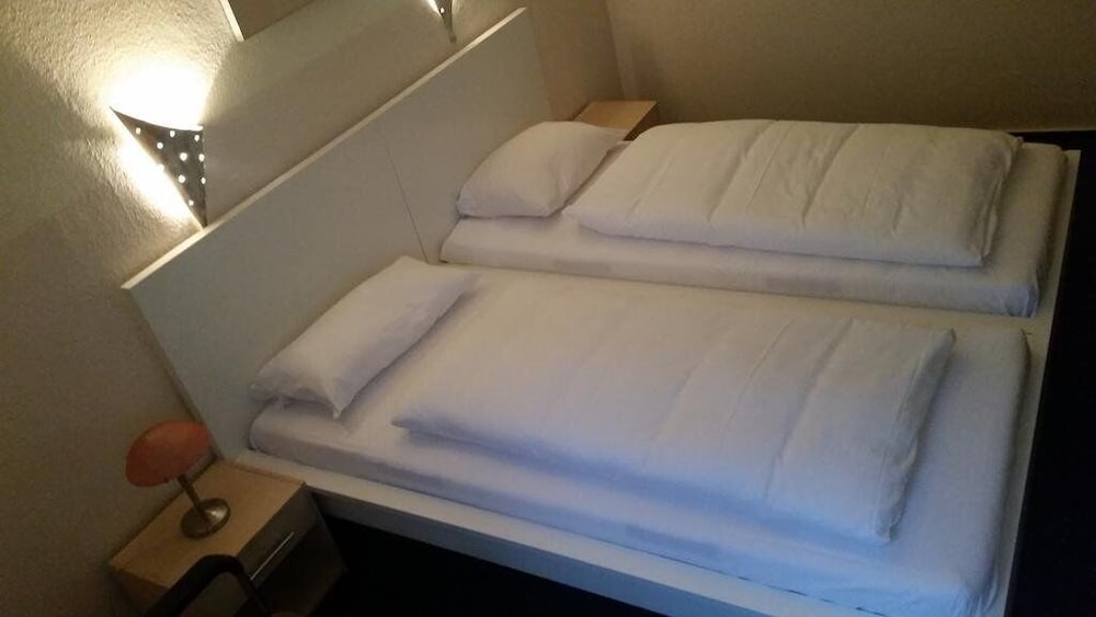 Double Room - Photo 4