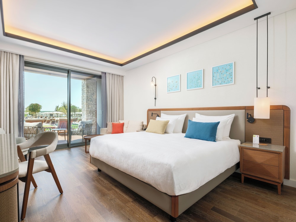 Deluxe Swim-Up Room Sea Side (Family Zone)