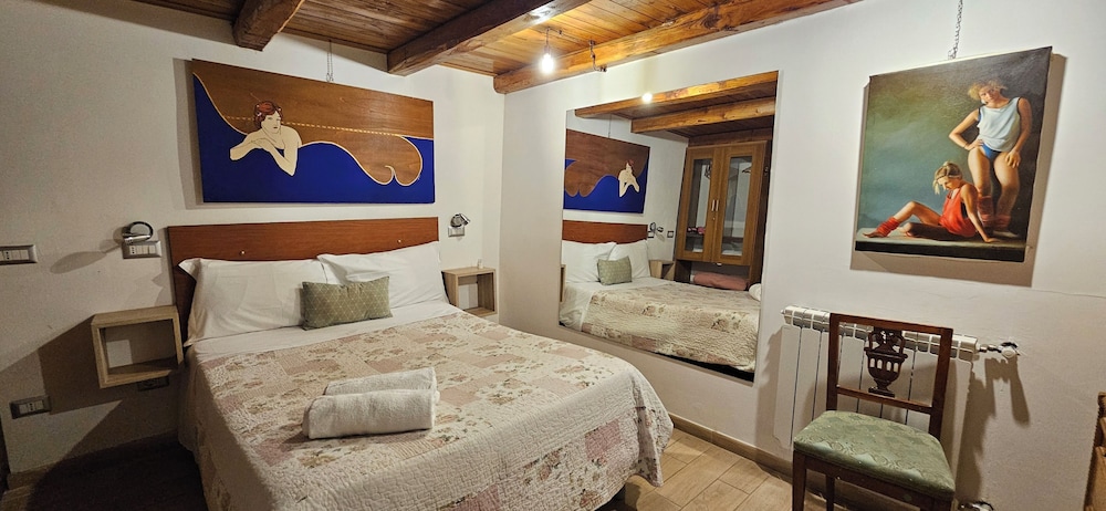 Appartamento Monti, via 4 Cantoni, 9