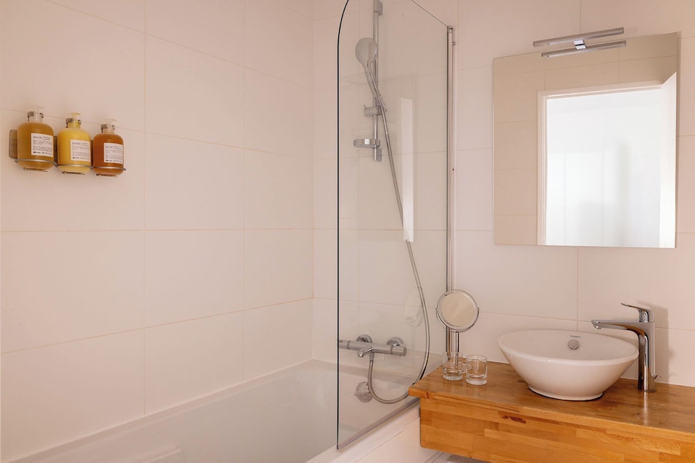 Superior Double Room Single Use - Photo 6